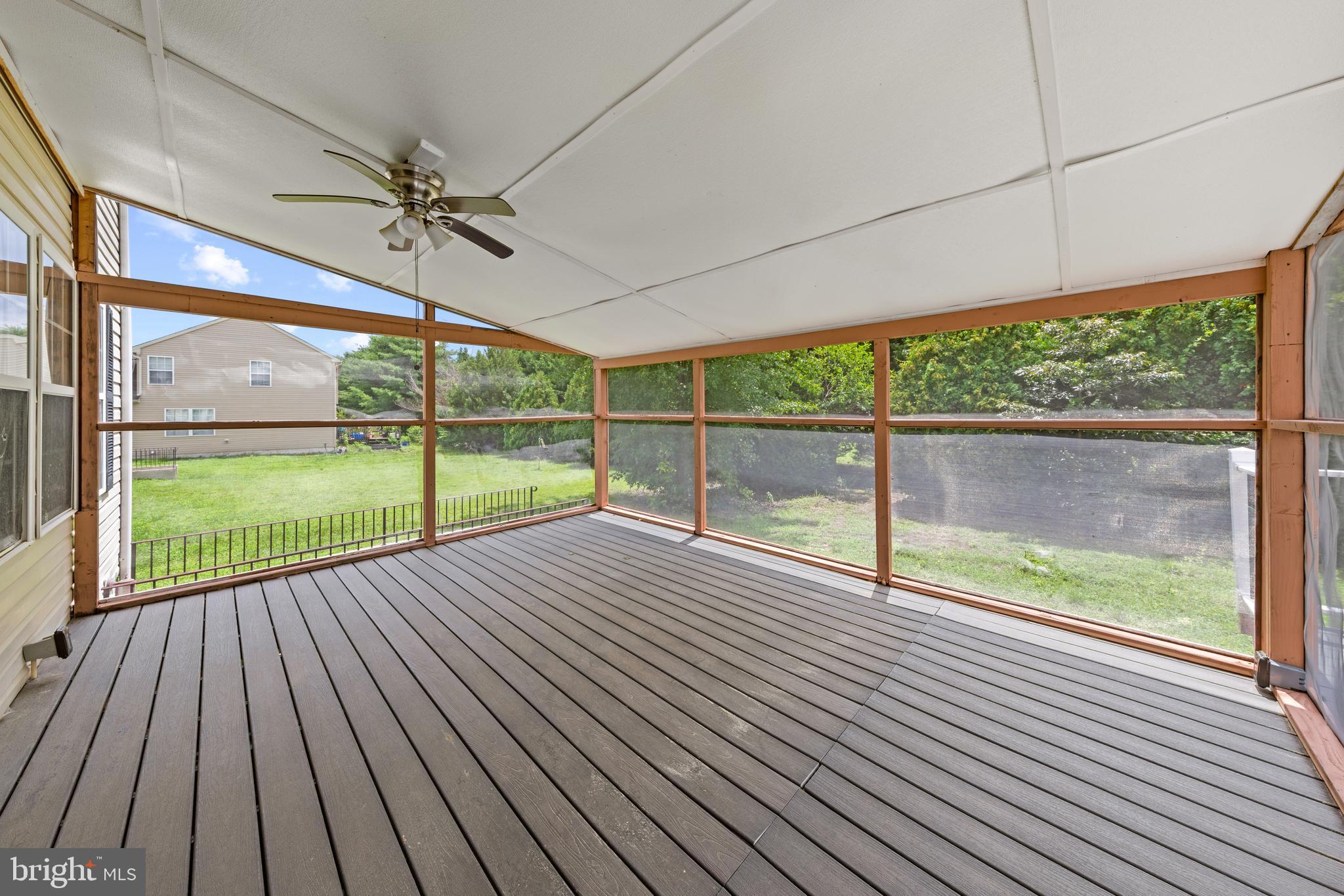 HARBOR POINTE - Residential