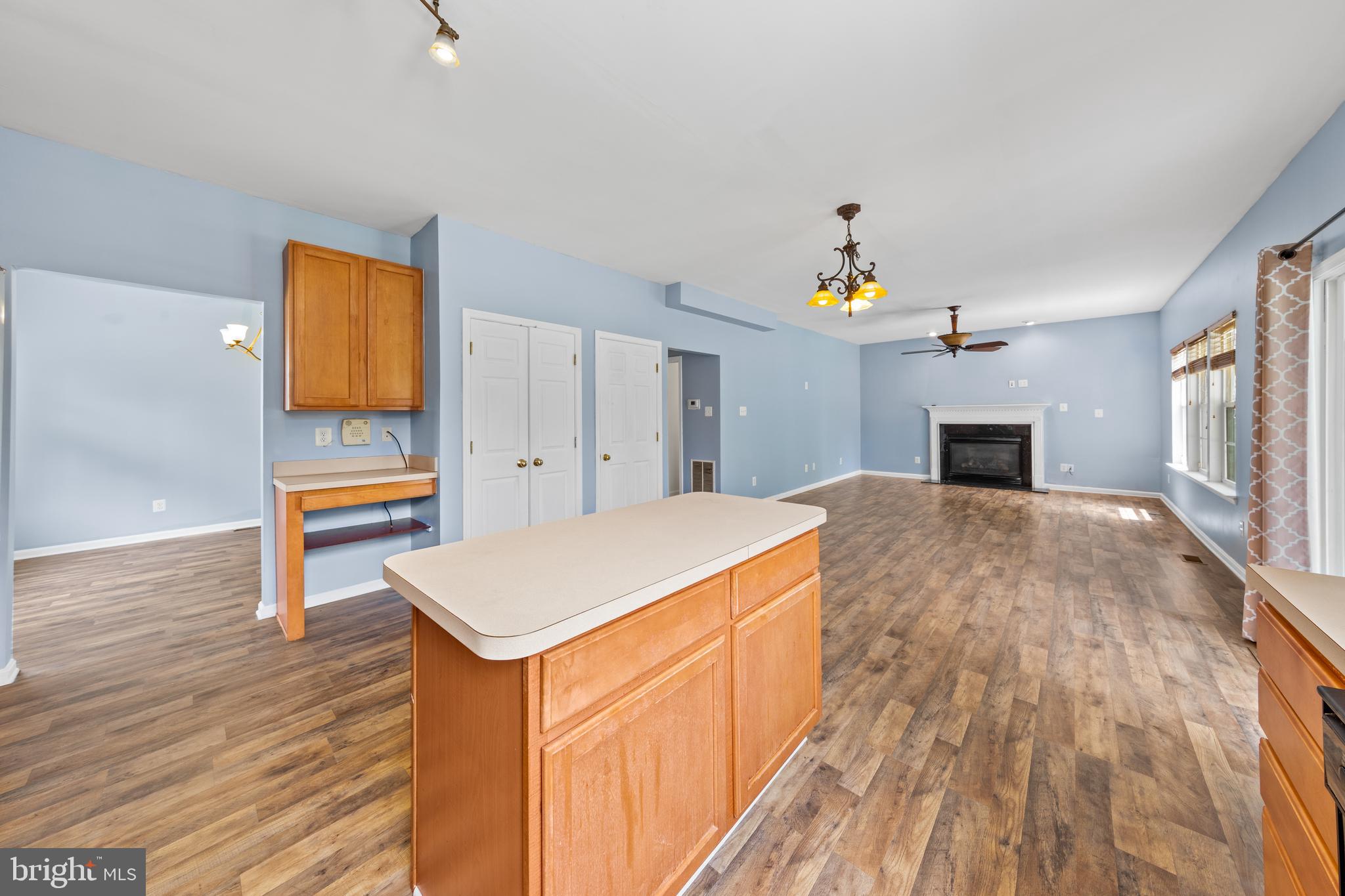 HARBOR POINTE - Residential