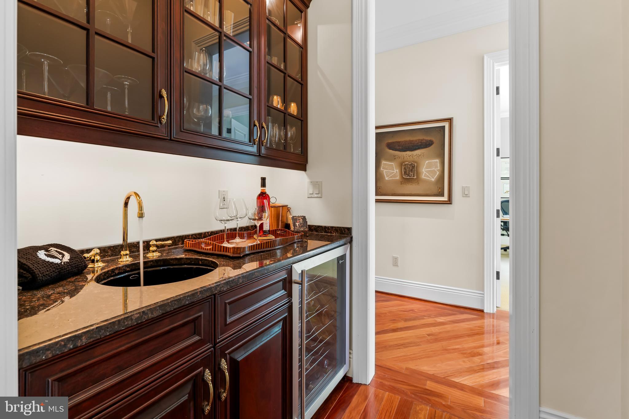 CHESTNUT WOODS - Residential
