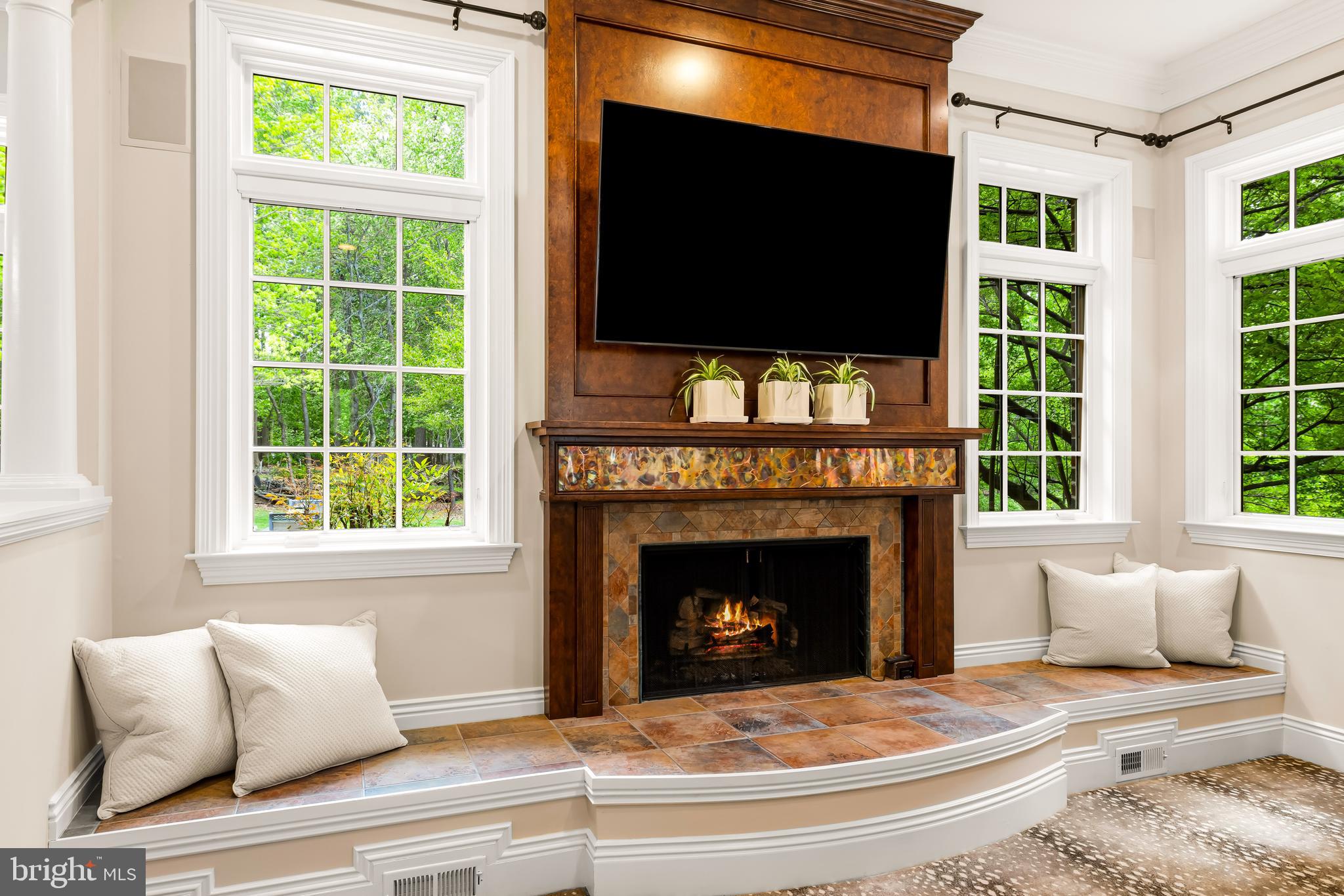 CHESTNUT WOODS - Residential