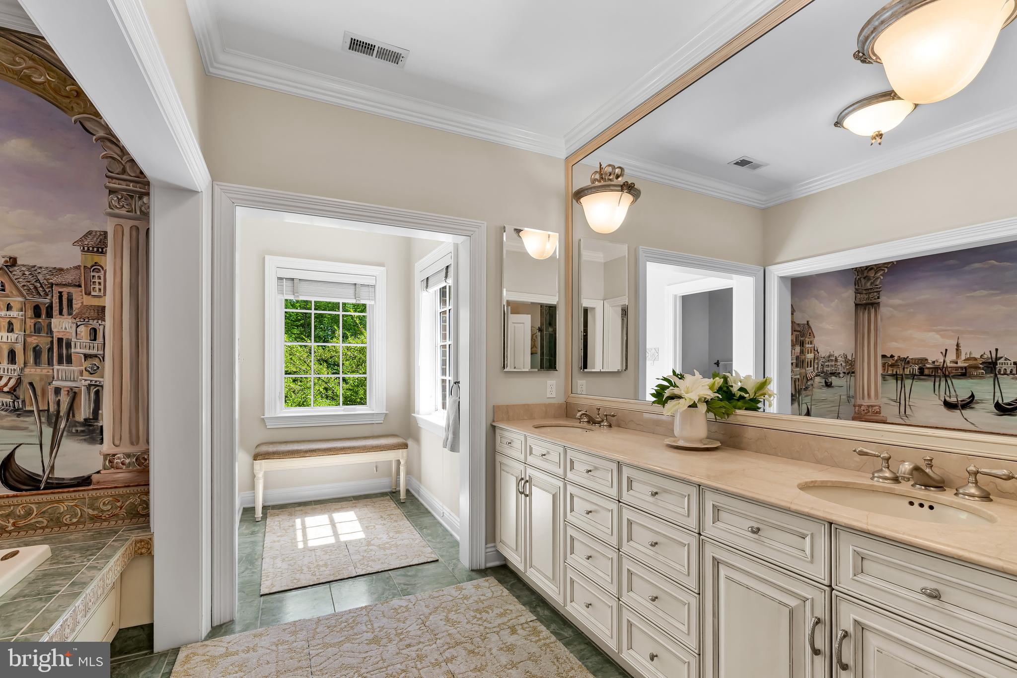 CHESTNUT WOODS - Residential