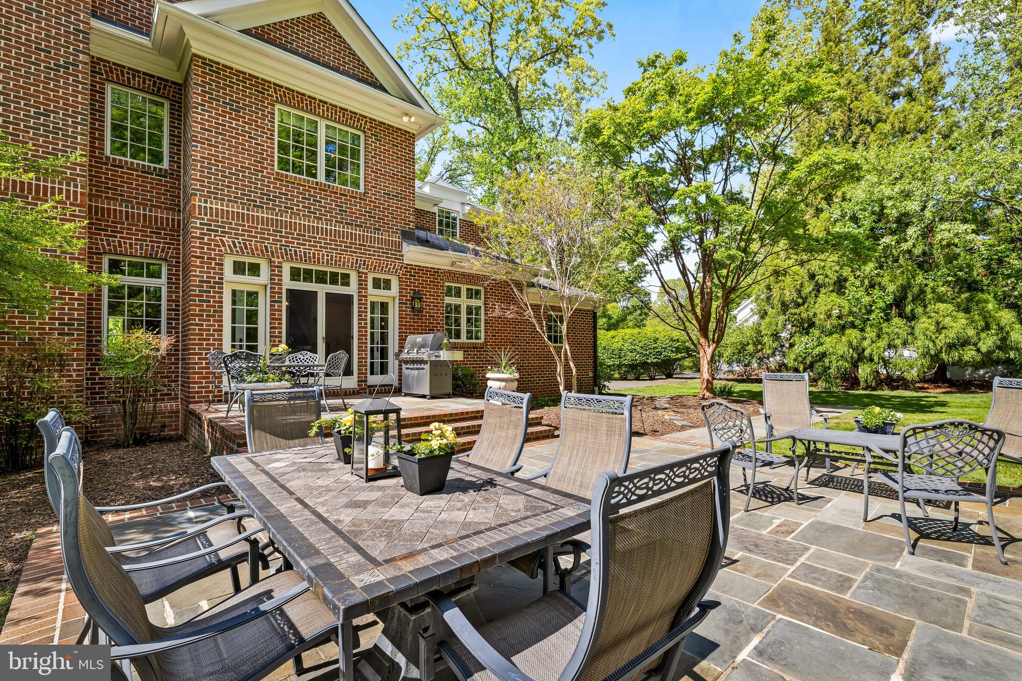 CHESTNUT WOODS - Residential