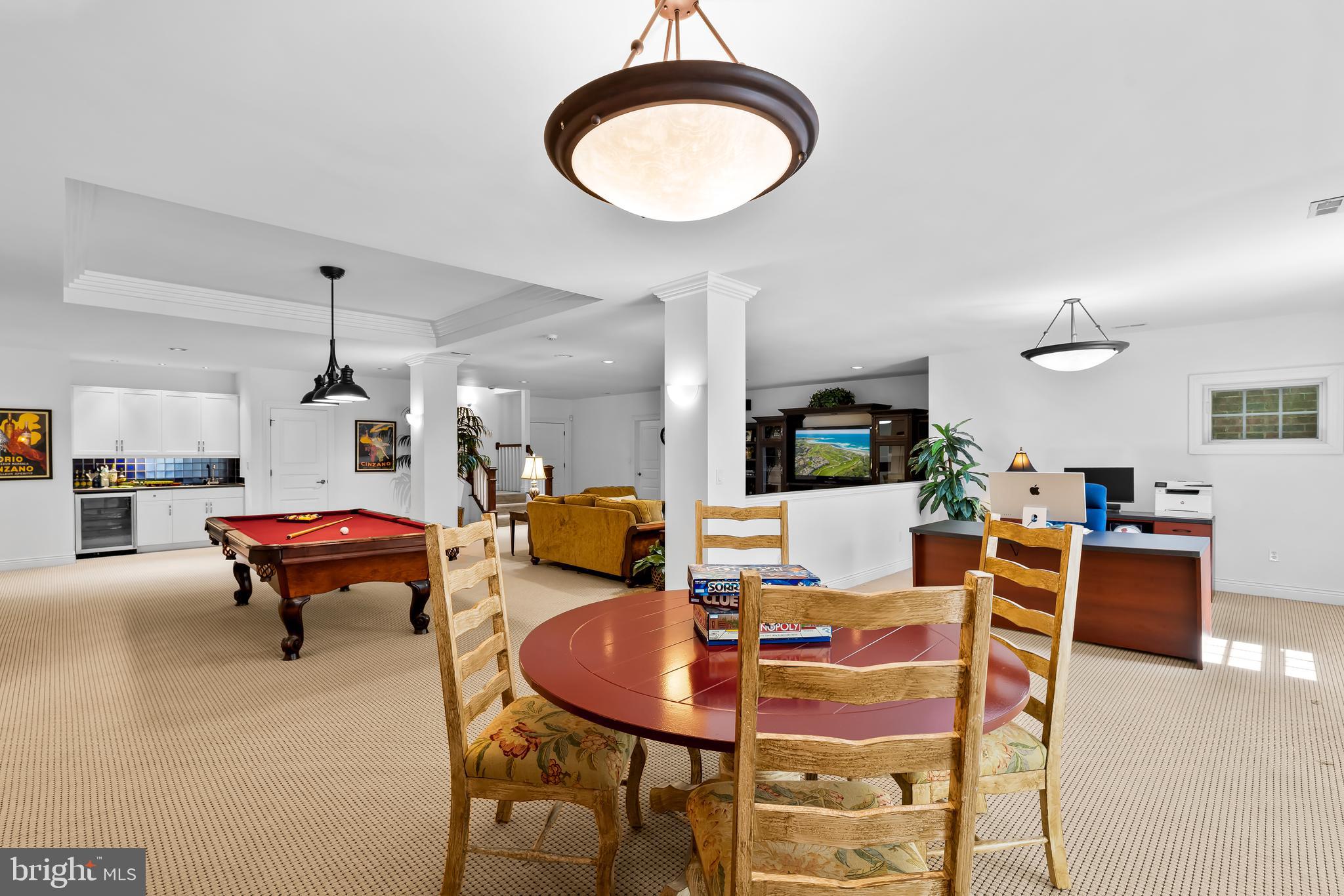 CHESTNUT WOODS - Residential