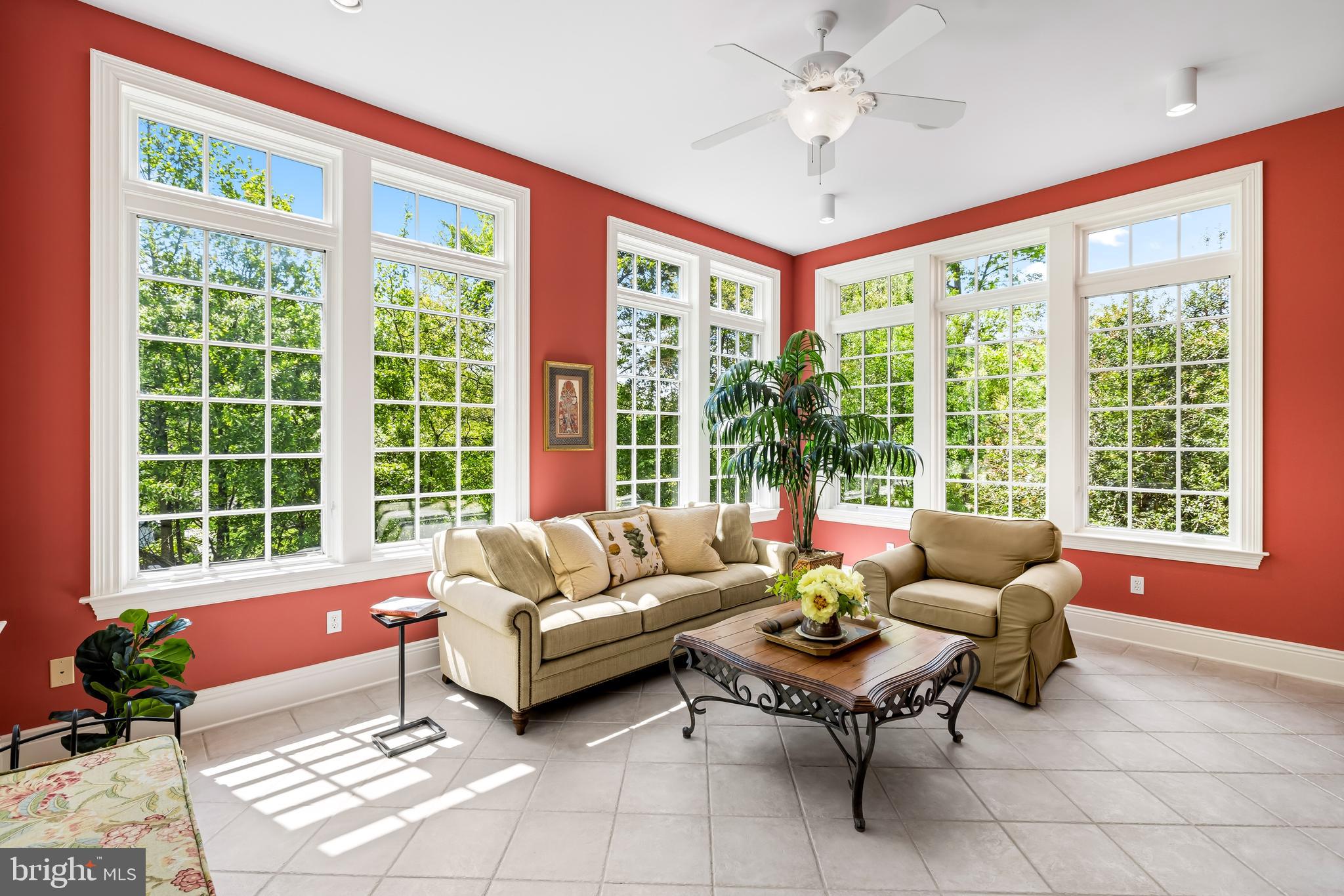 CHESTNUT WOODS - Residential