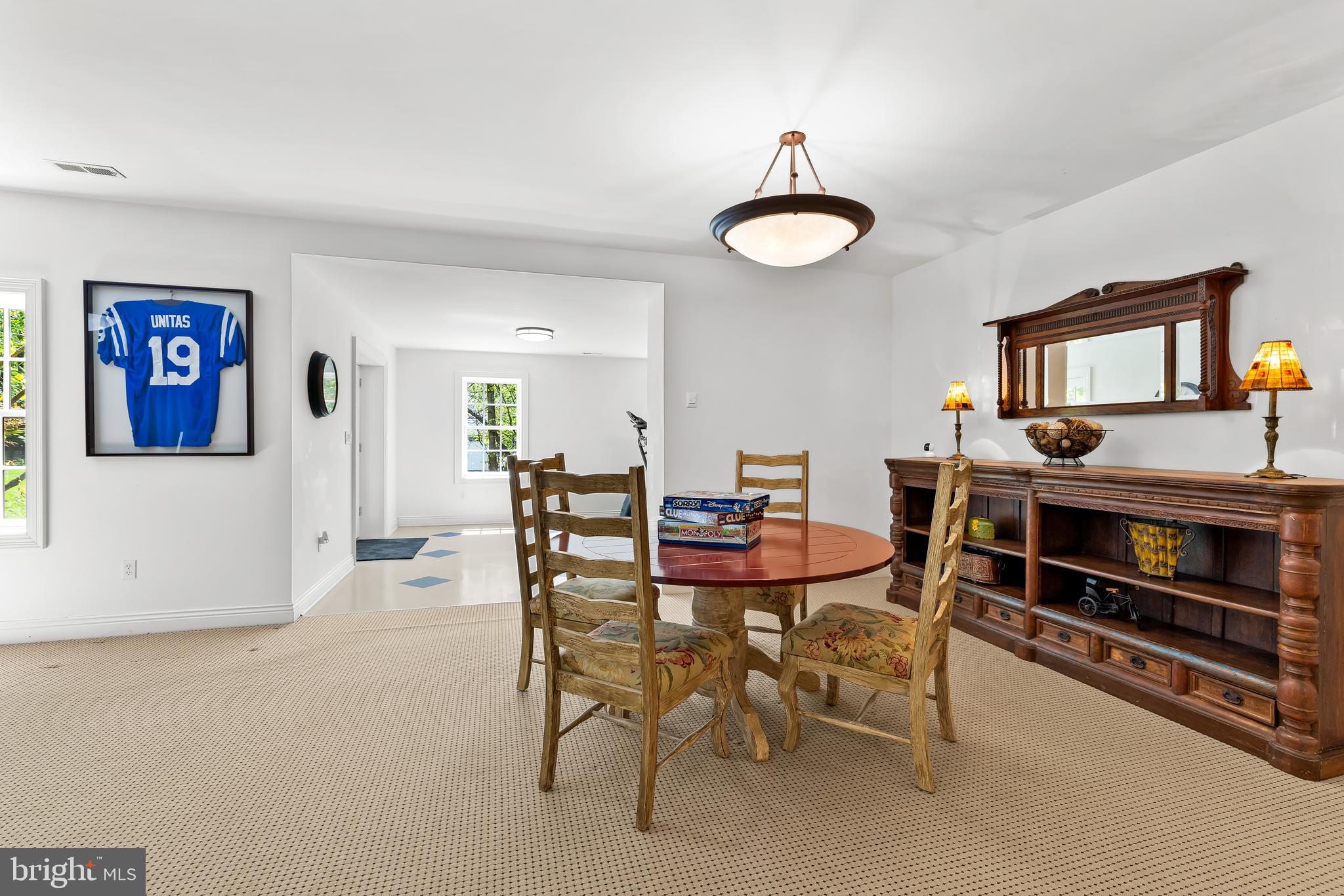 CHESTNUT WOODS - Residential