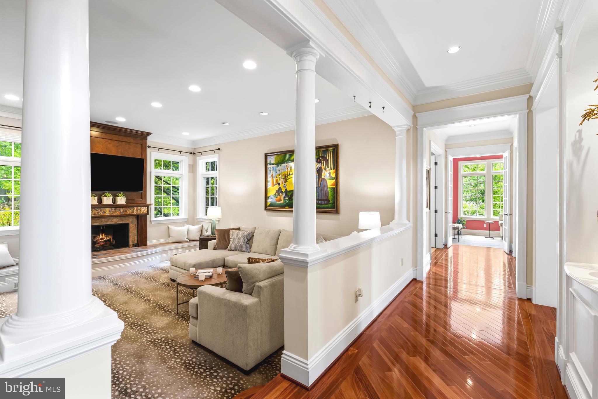CHESTNUT WOODS - Residential