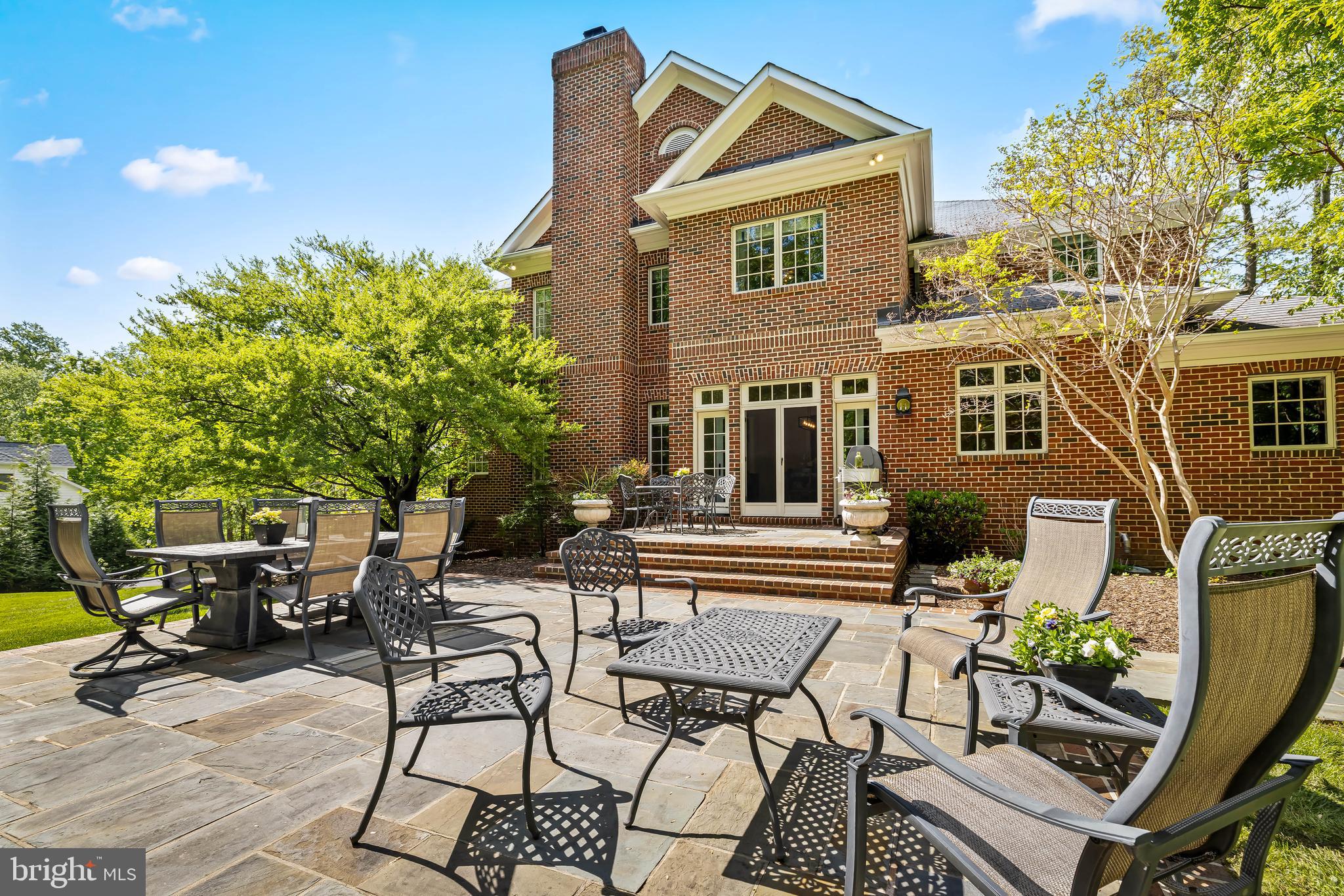 CHESTNUT WOODS - Residential