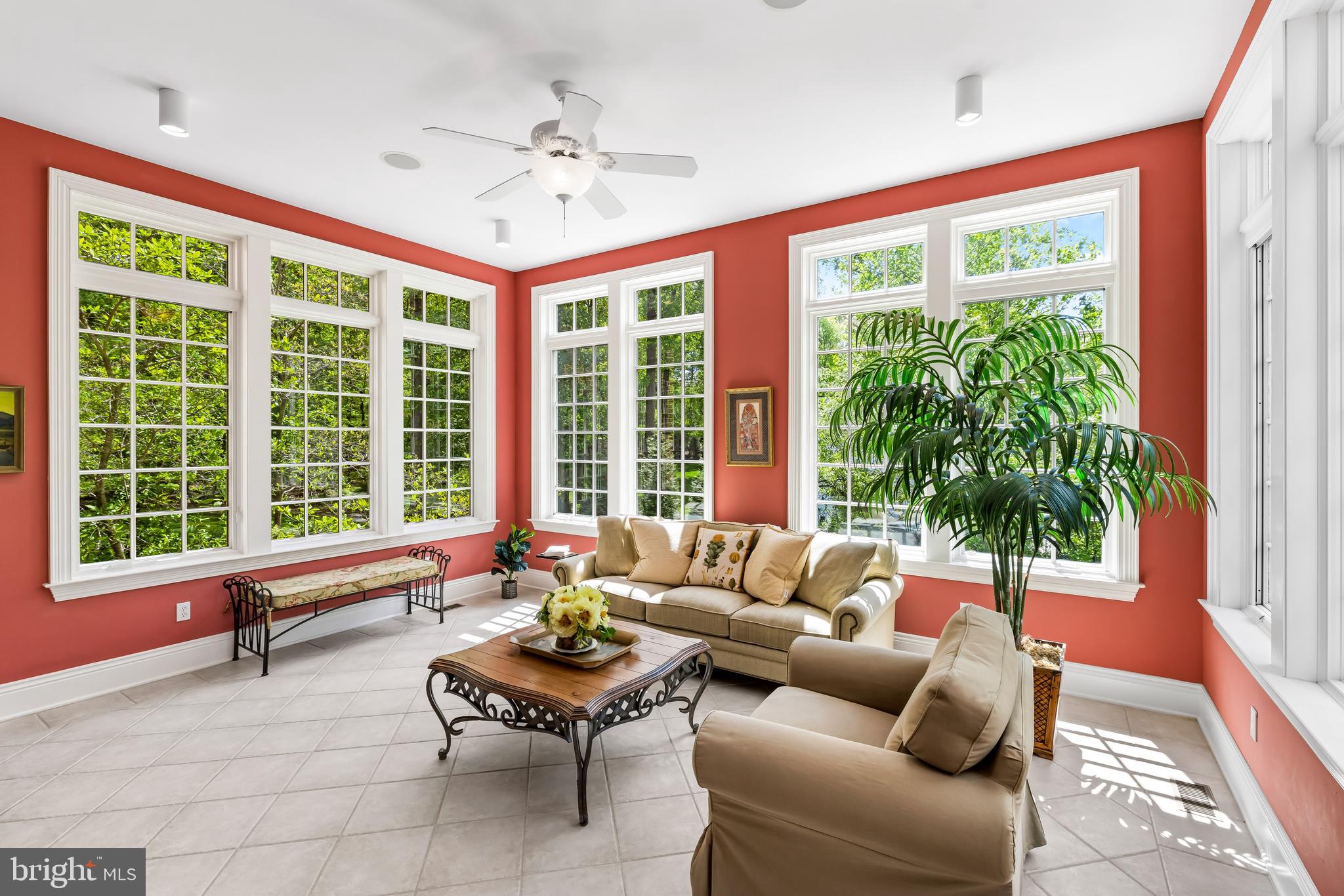 CHESTNUT WOODS - Residential