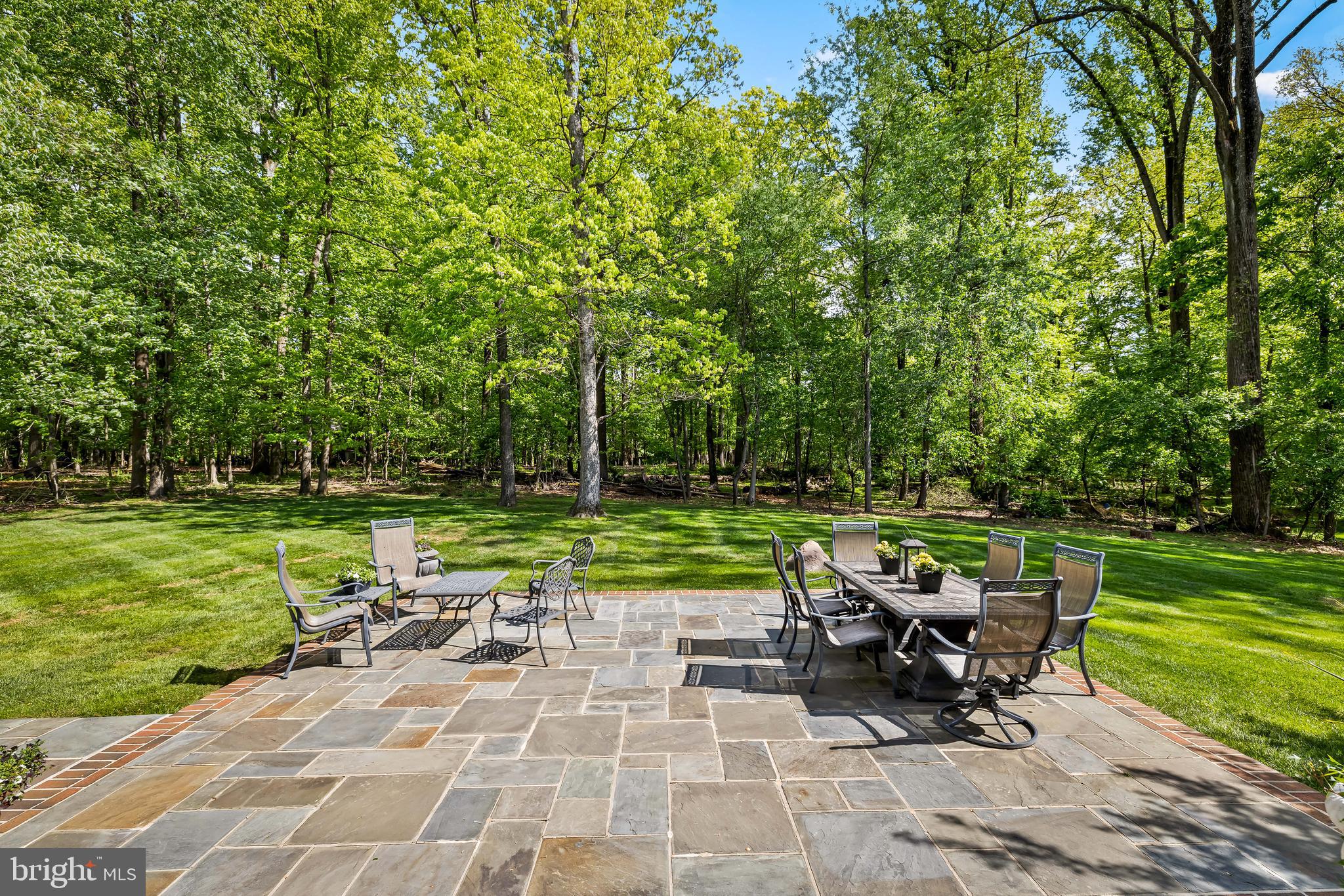 CHESTNUT WOODS - Residential