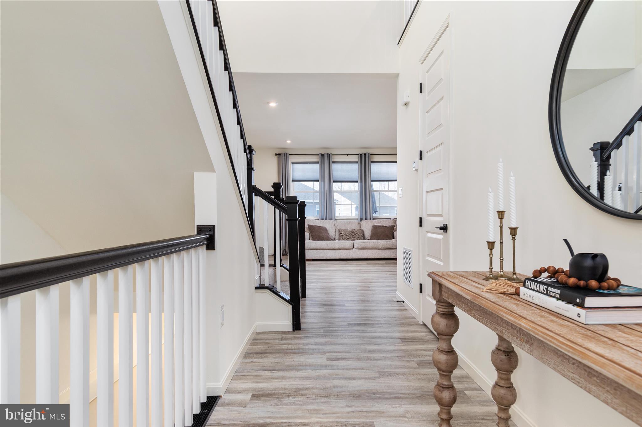 RAVEN OAKS - Residential