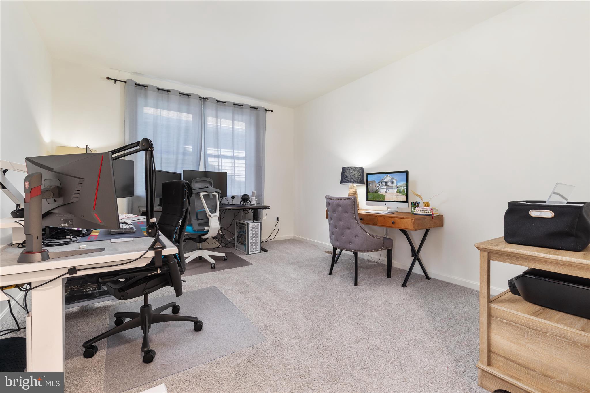 RAVEN OAKS - Residential