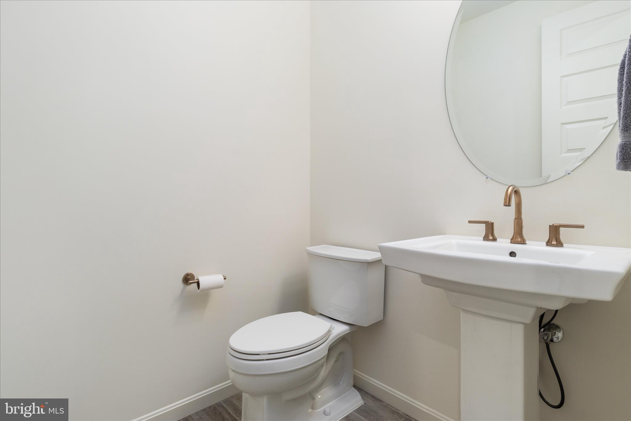 RAVEN OAKS - Residential