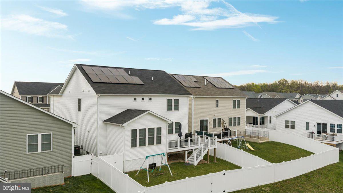 RAVEN OAKS - Residential