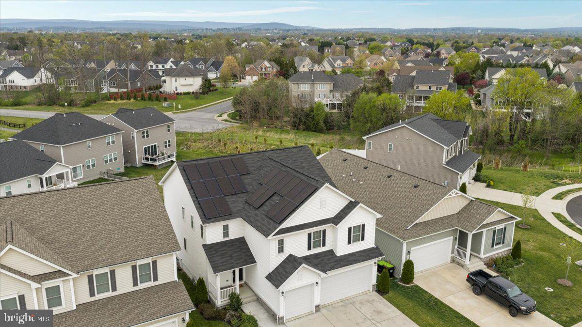 RAVEN OAKS - Residential