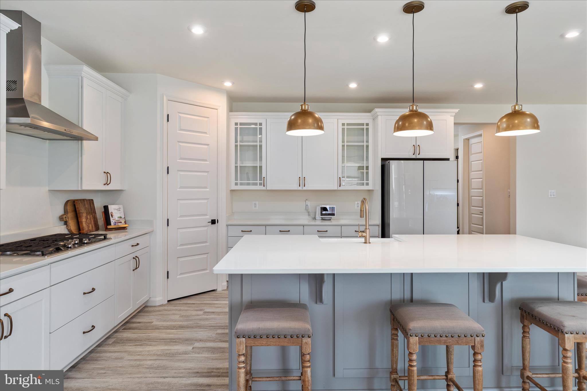 RAVEN OAKS - Residential