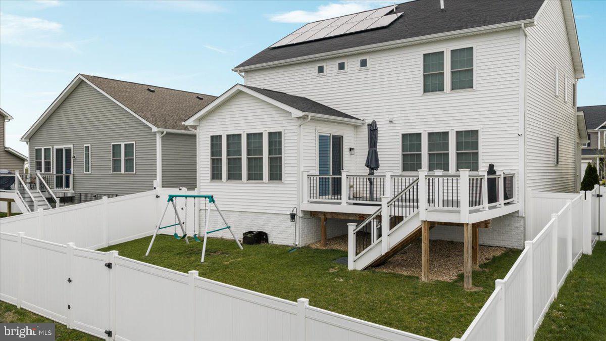 RAVEN OAKS - Residential