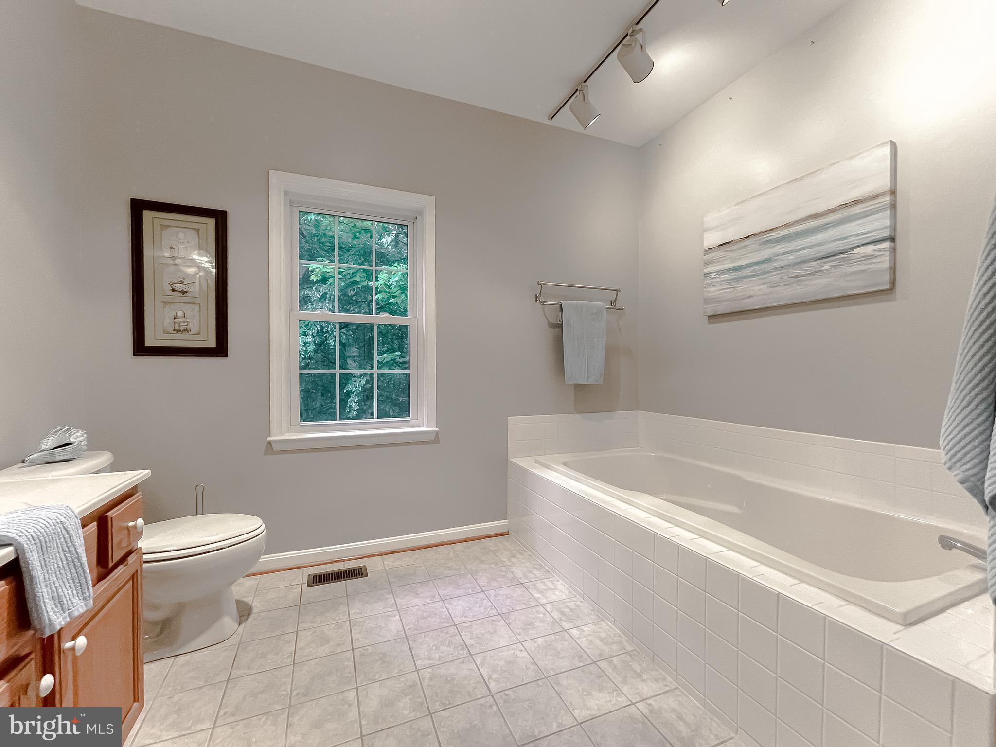 HOMELAND - Residential