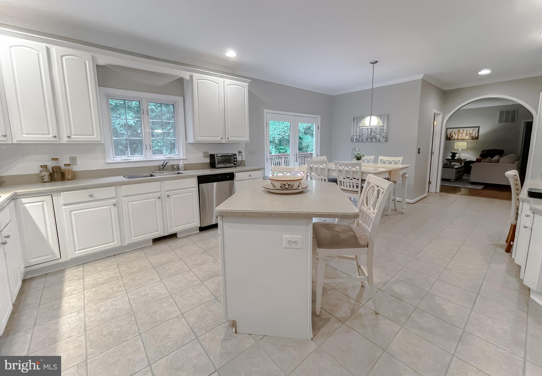 HOMELAND - Residential