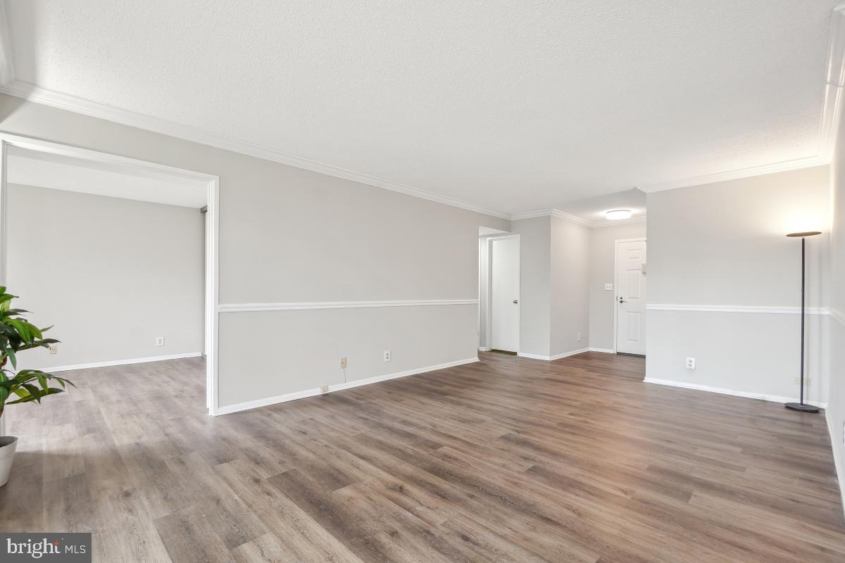 5901 MOUNT EAGLE DRIVE 716