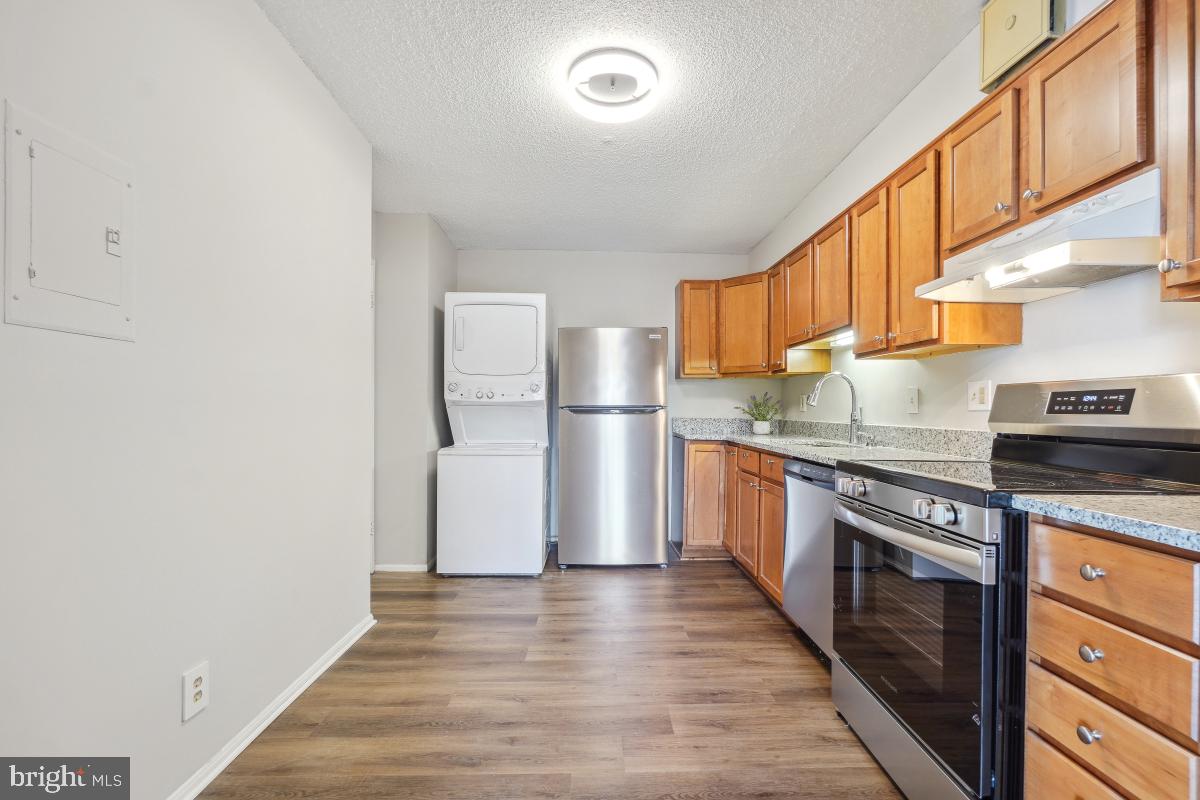 MONTEBELLO - Residential