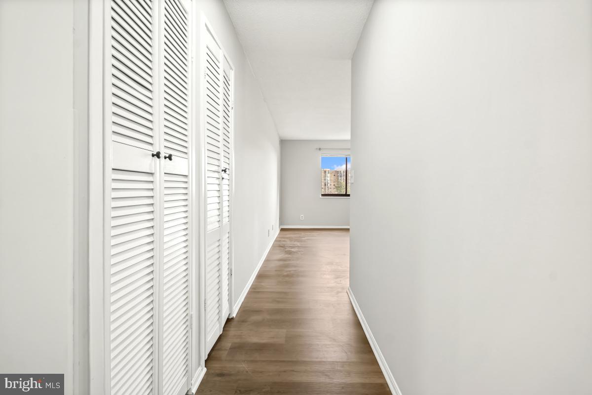 MONTEBELLO - Residential