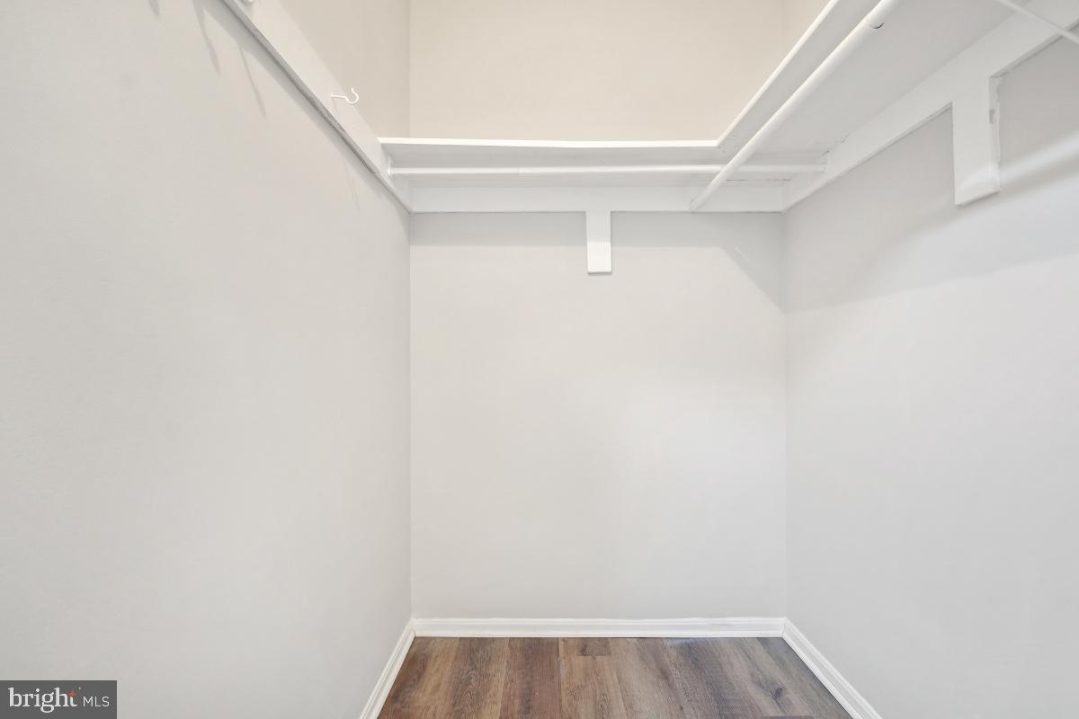 MONTEBELLO - Residential