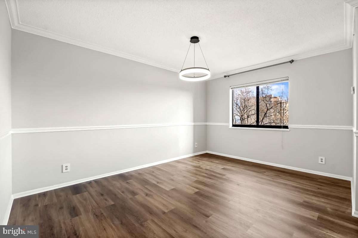 MONTEBELLO - Residential