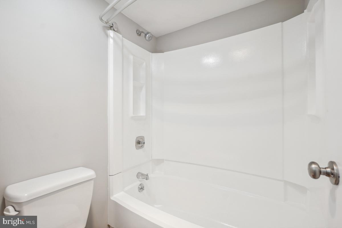 MONTEBELLO - Residential