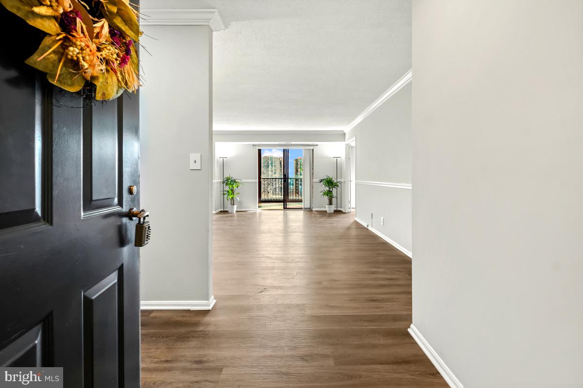 5901 MOUNT EAGLE DRIVE 716