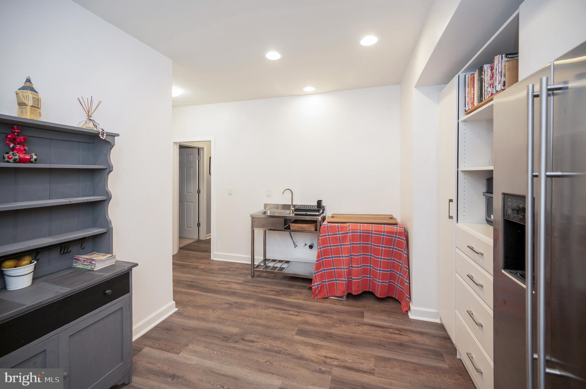 STONEWALL MANOR - Residential