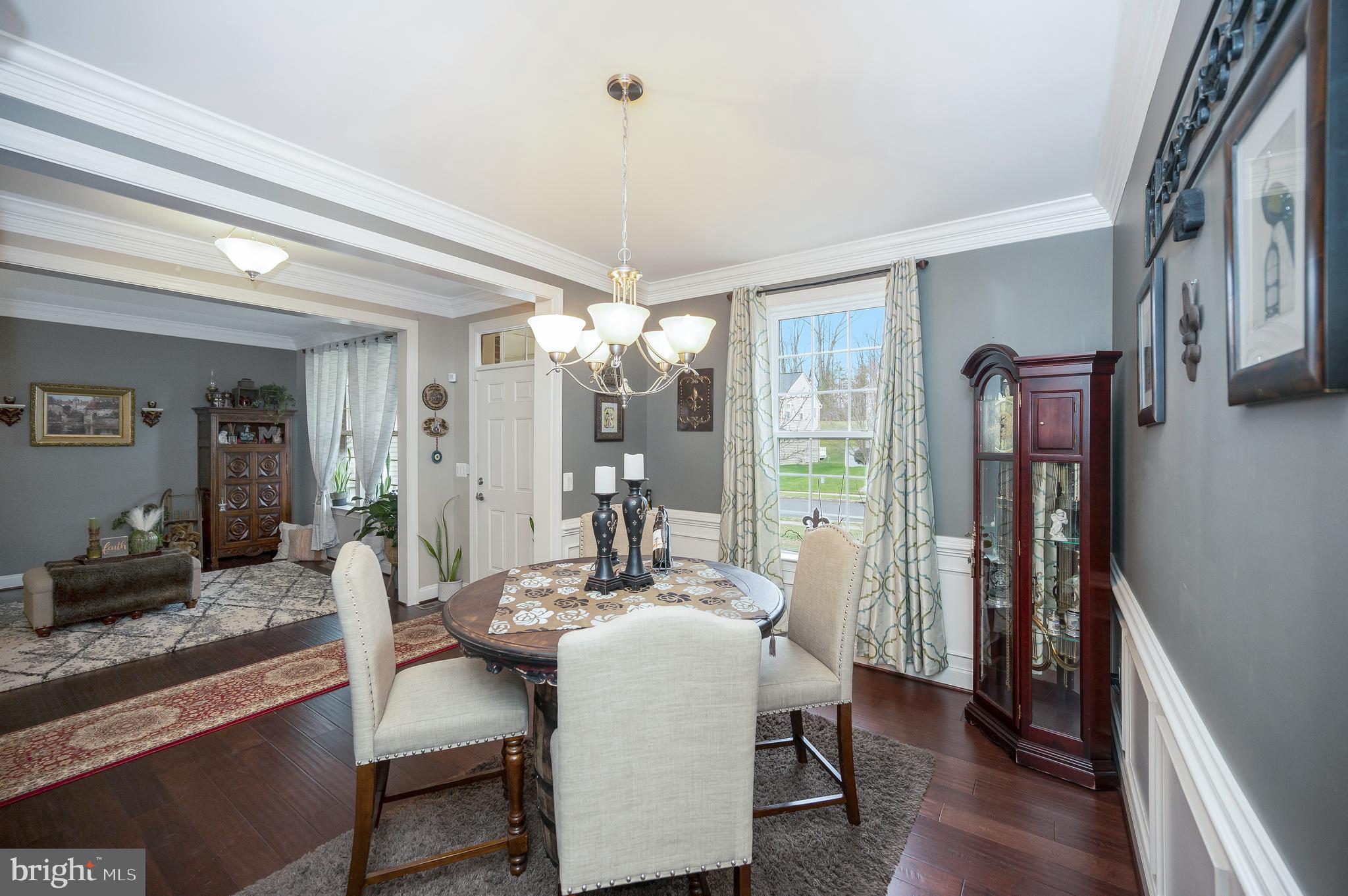 STONEWALL MANOR - Residential