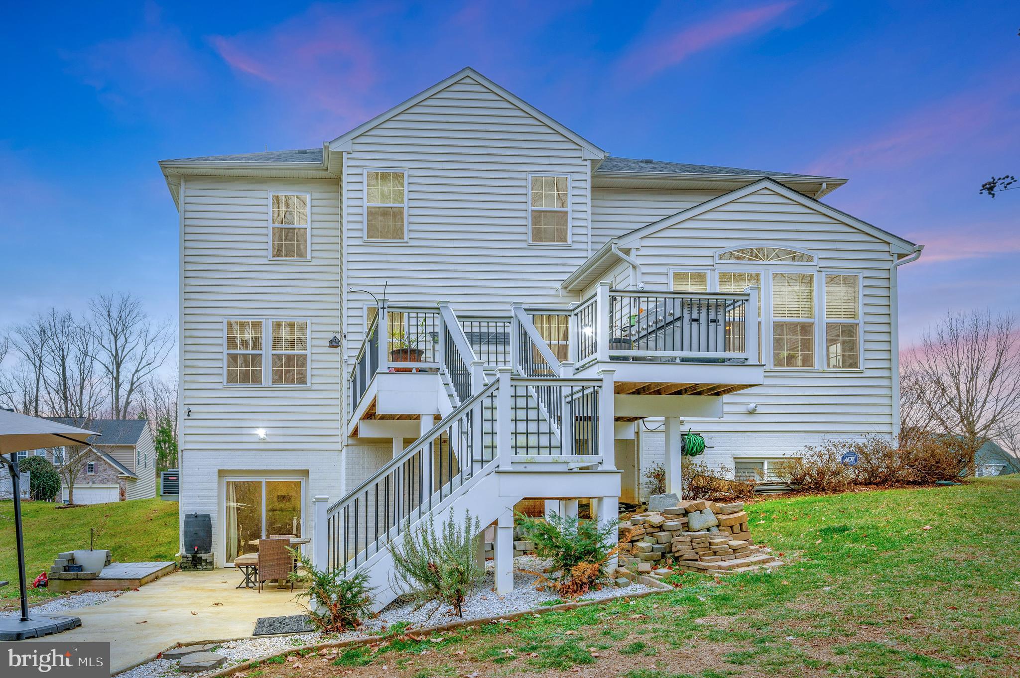 STONEWALL MANOR - Residential