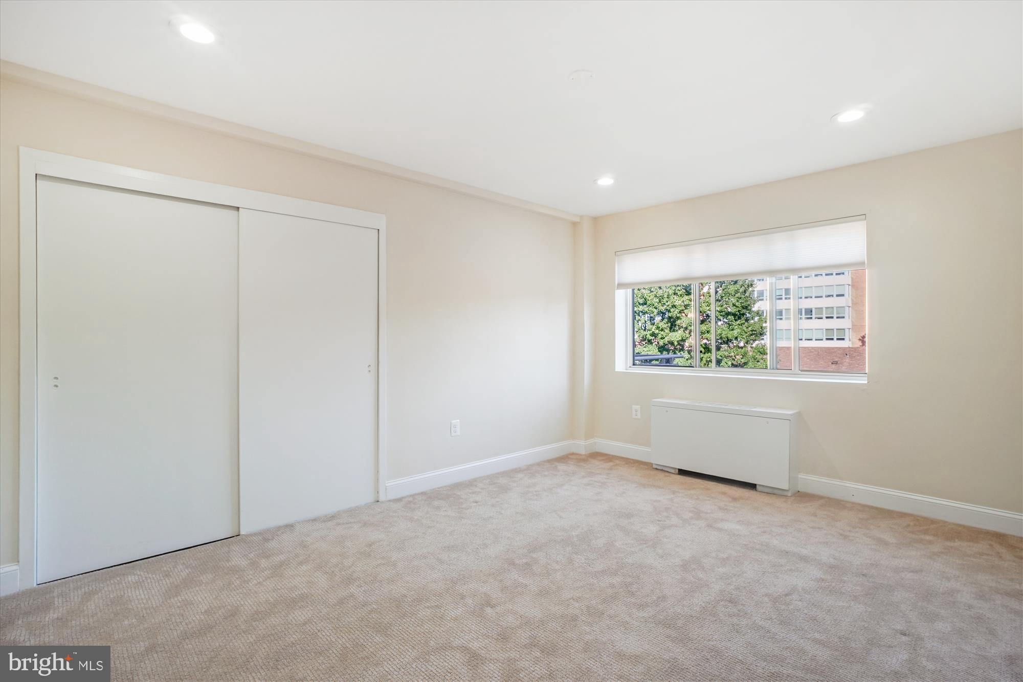 PARK TOWERS - Residential