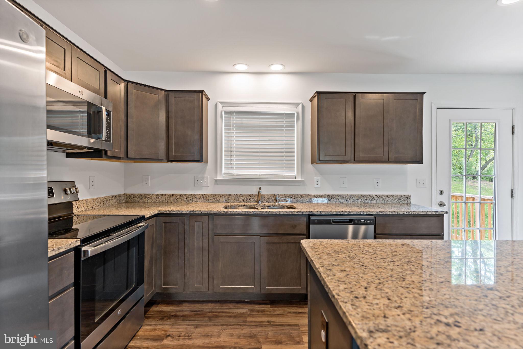 BRIDLE CREEK - Residential Lease