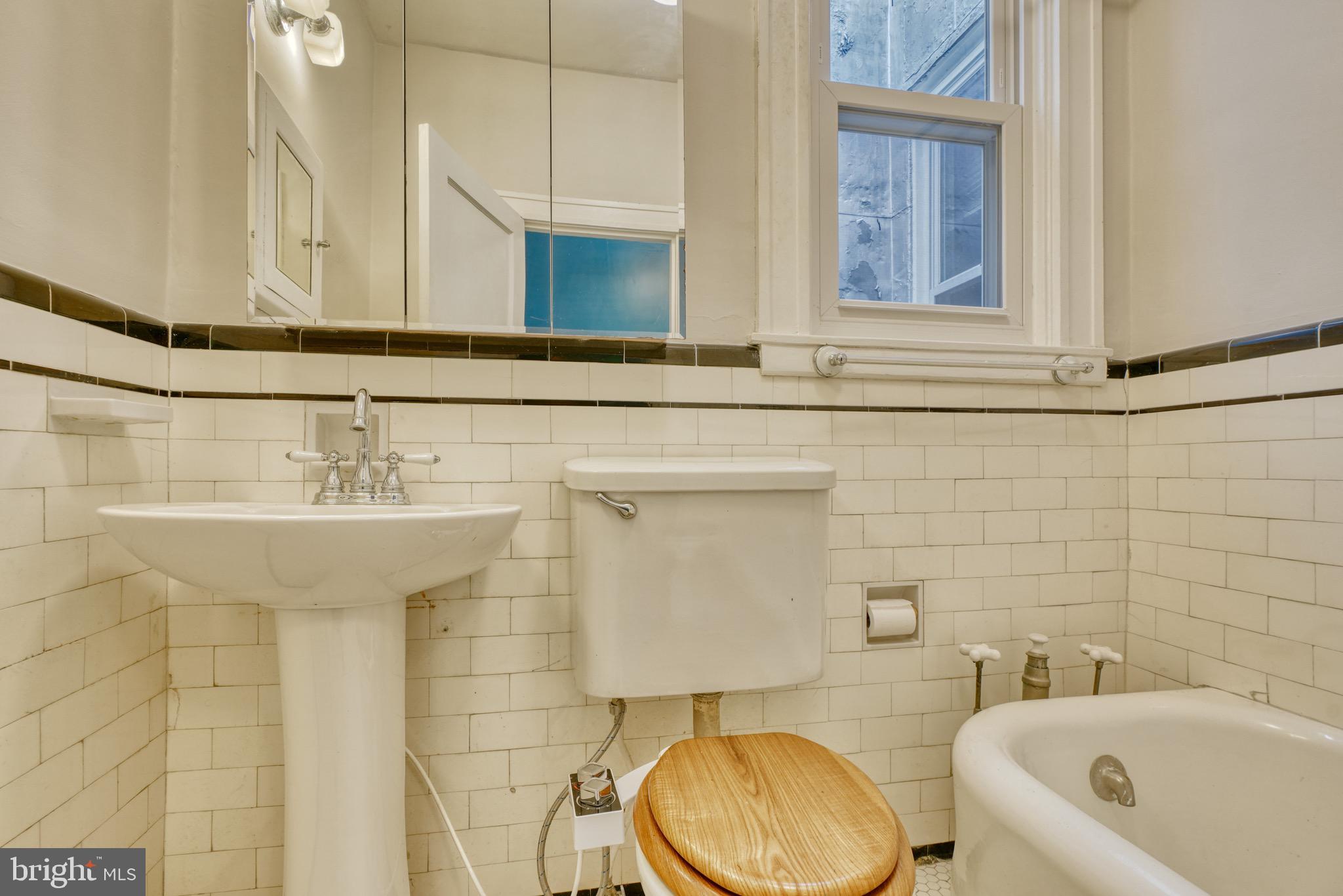 MAYFIELD - Residential