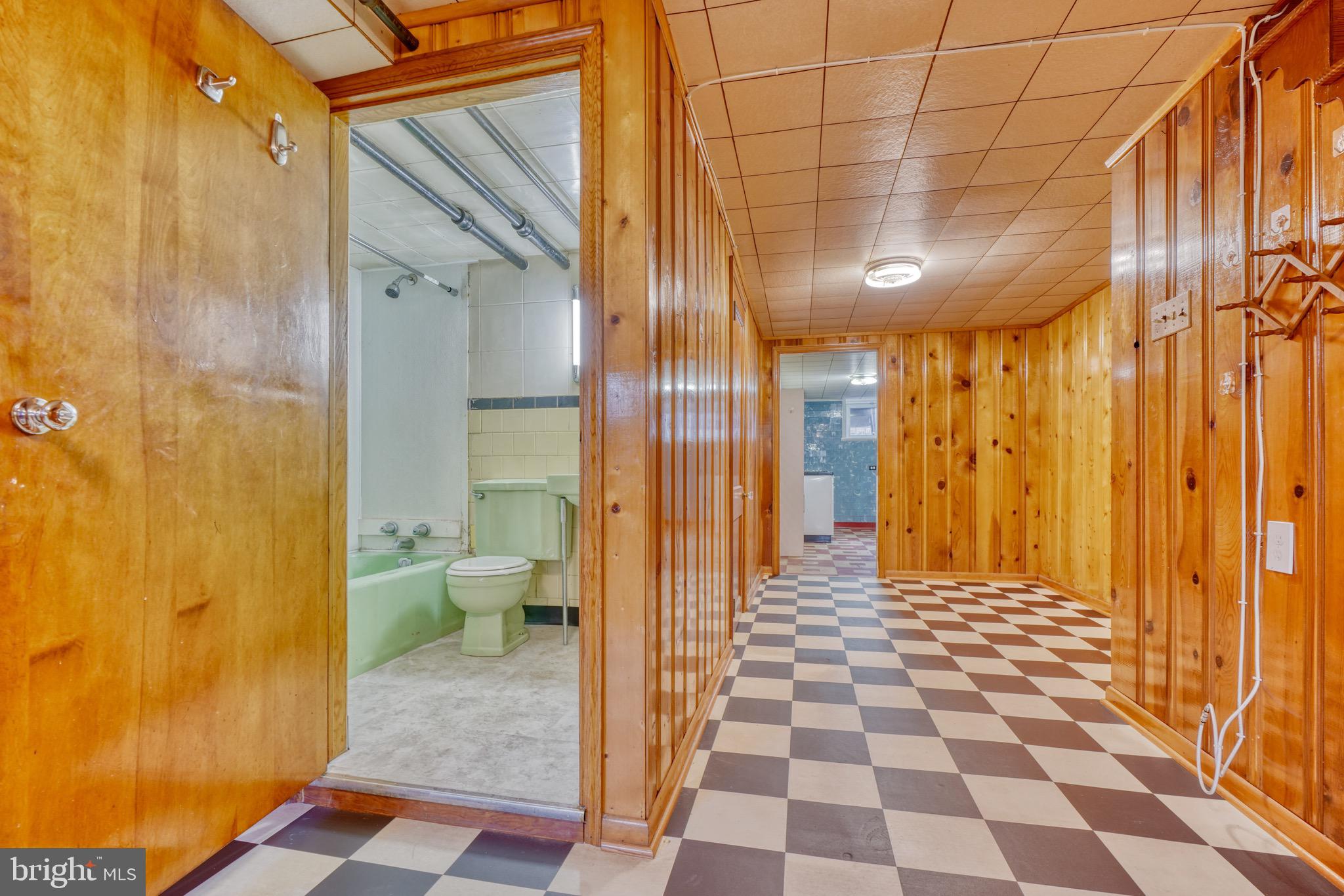 MAYFIELD - Residential