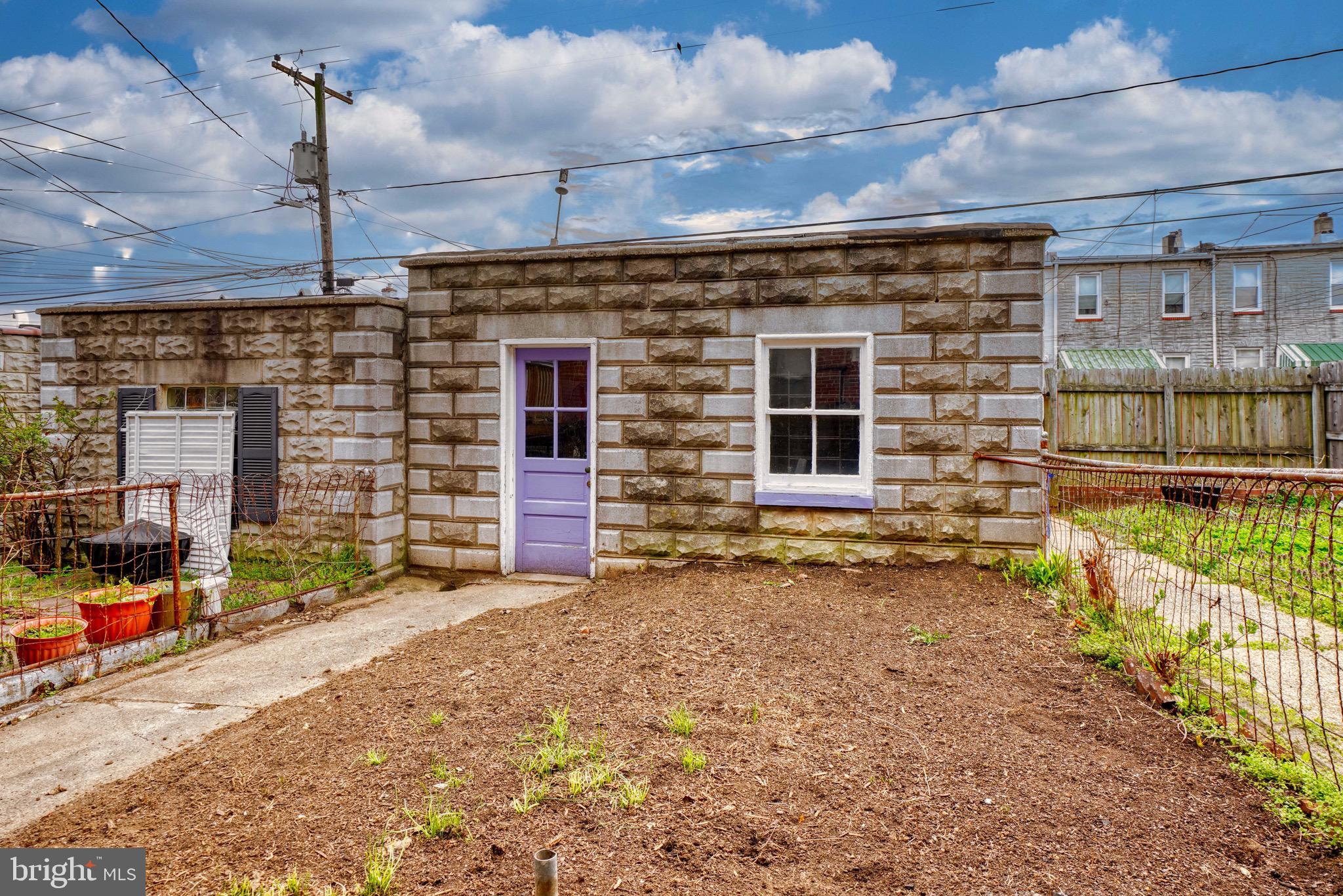 MAYFIELD - Residential