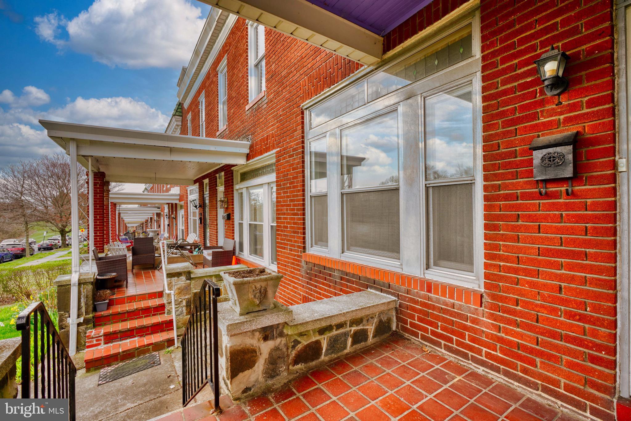 MAYFIELD - Residential