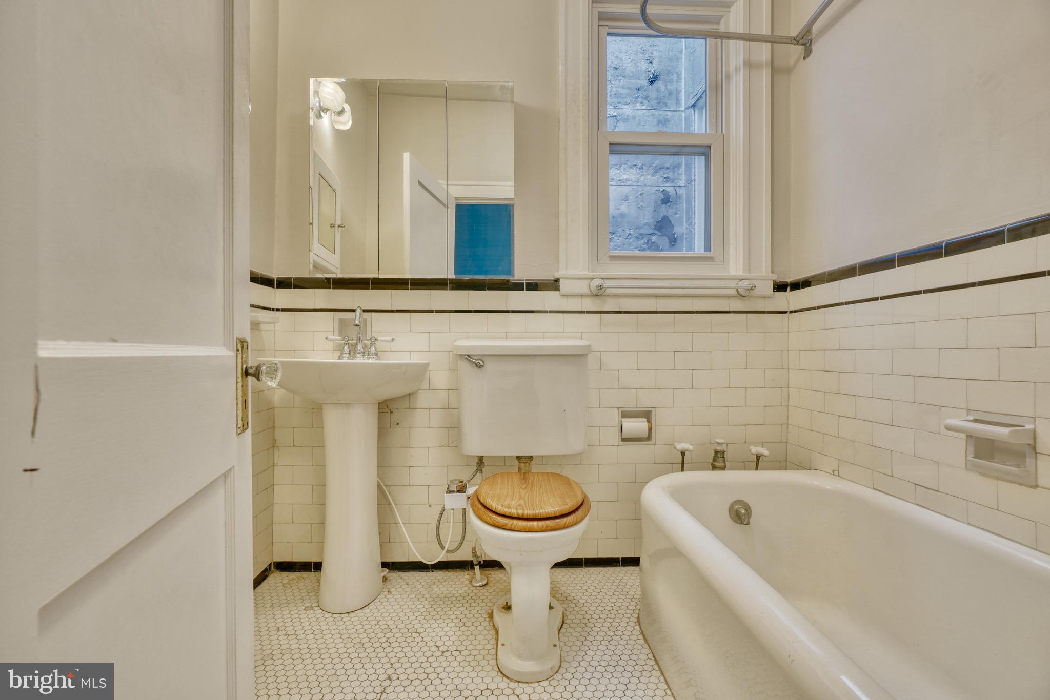 MAYFIELD - Residential