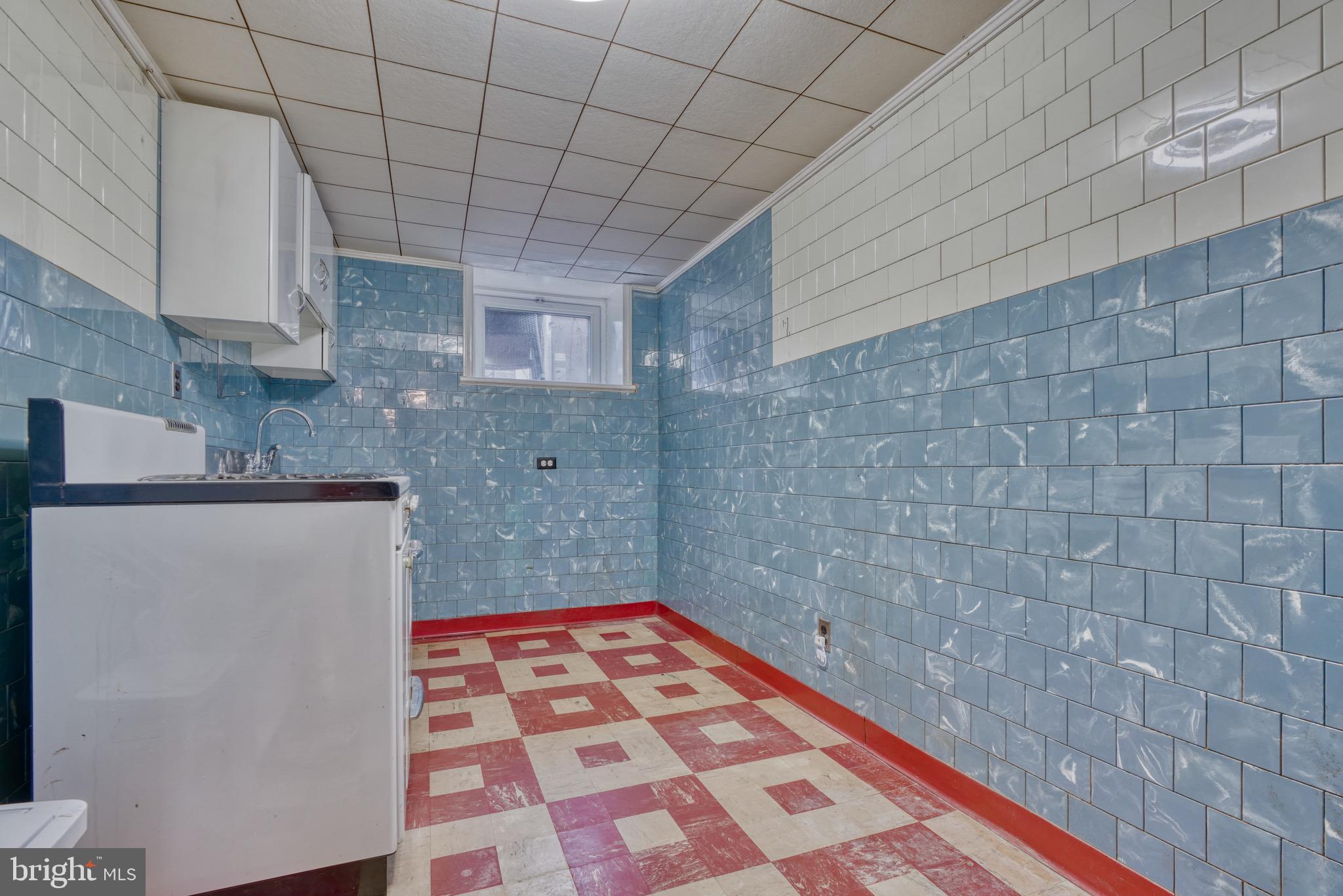 MAYFIELD - Residential