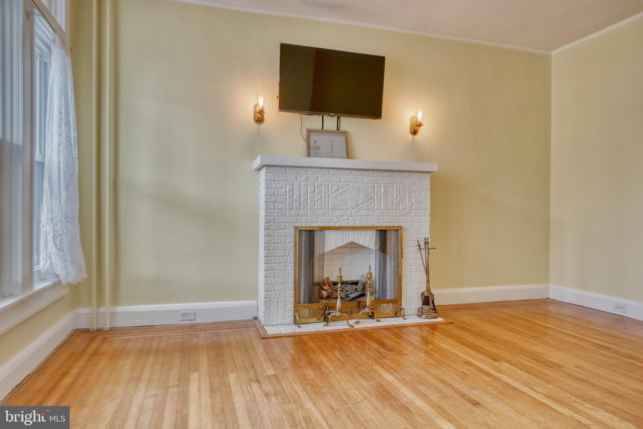 MAYFIELD - Residential