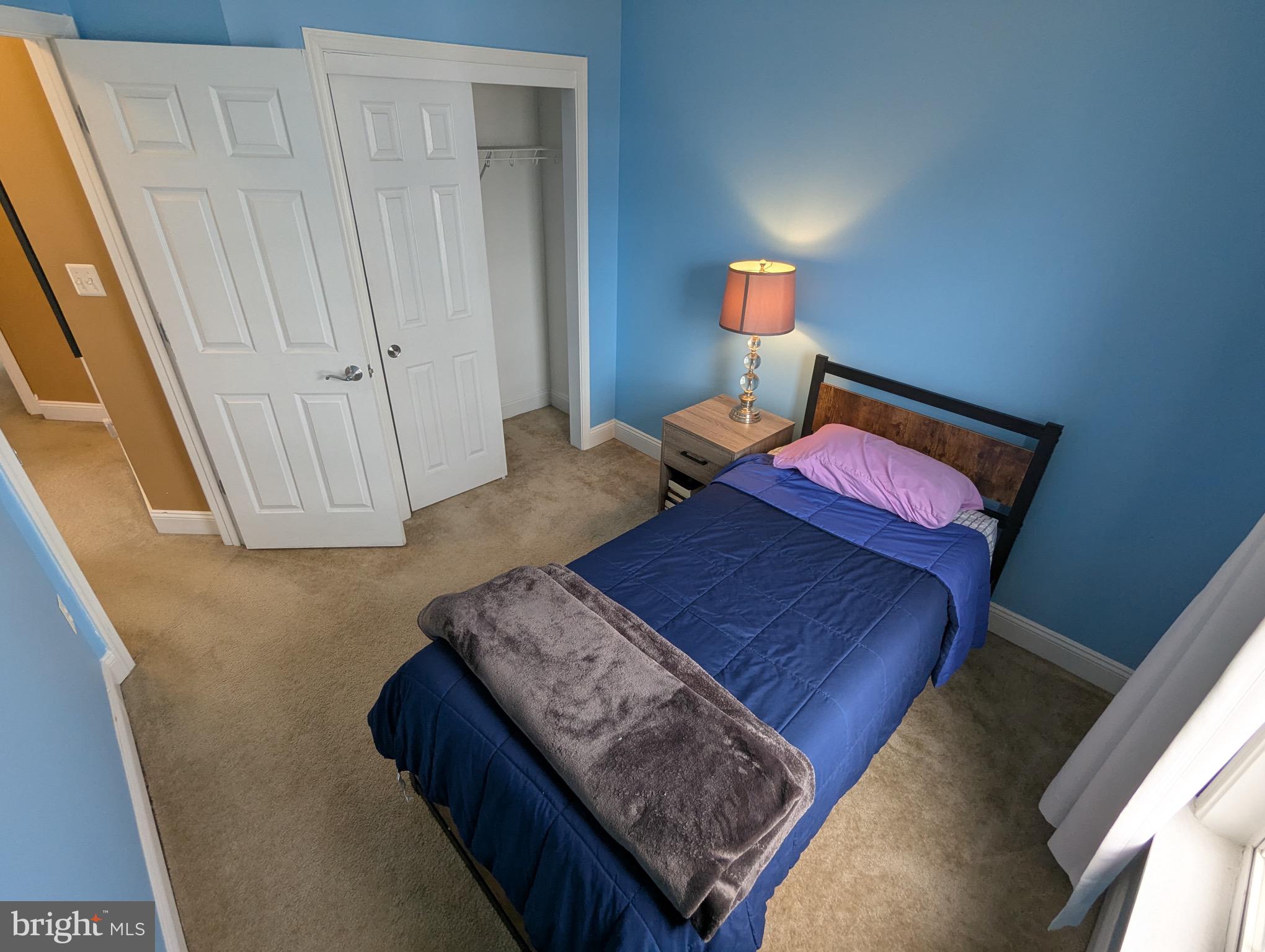 CAMDEN CROSSING - Residential Lease