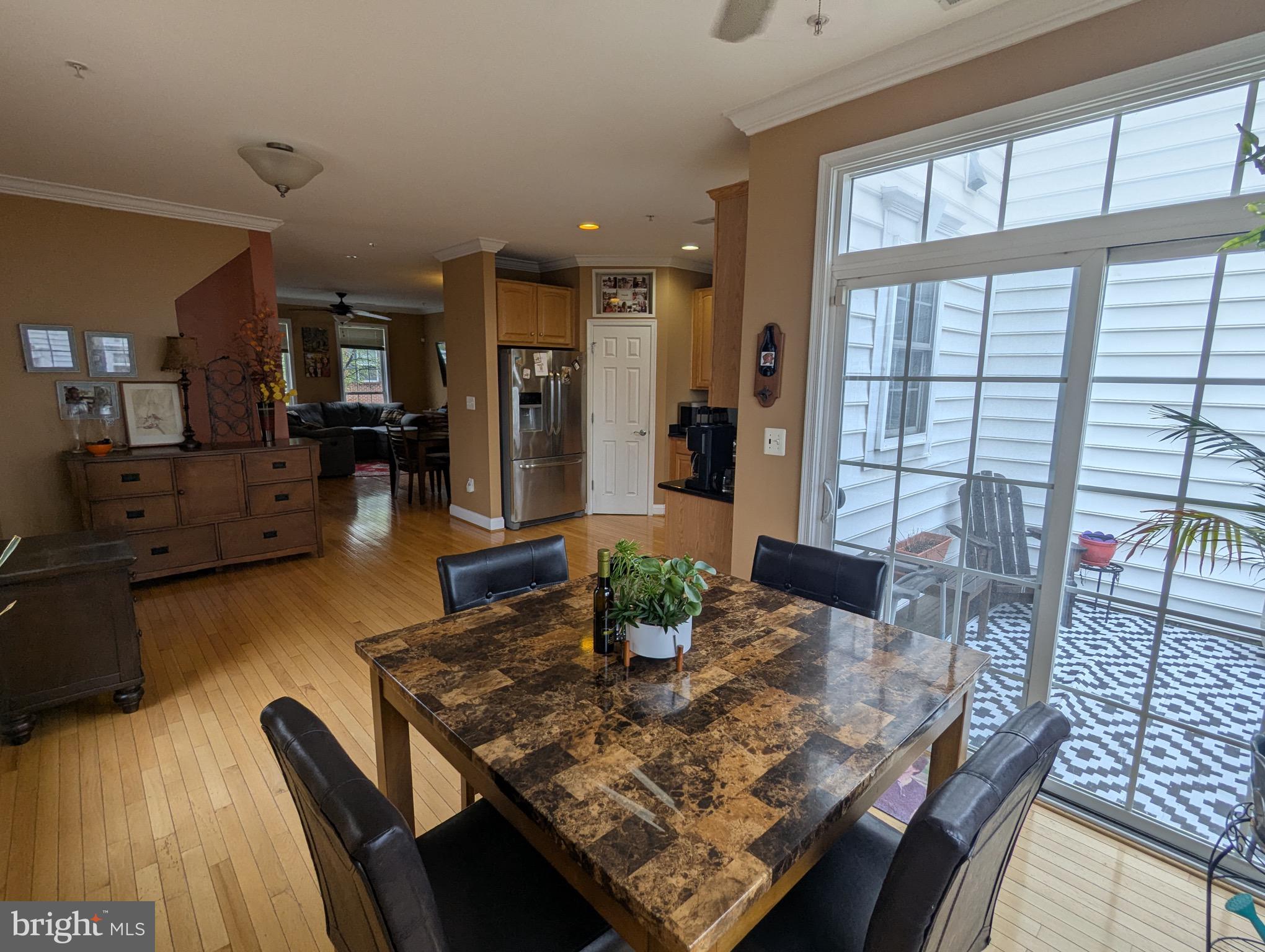 CAMDEN CROSSING - Residential Lease