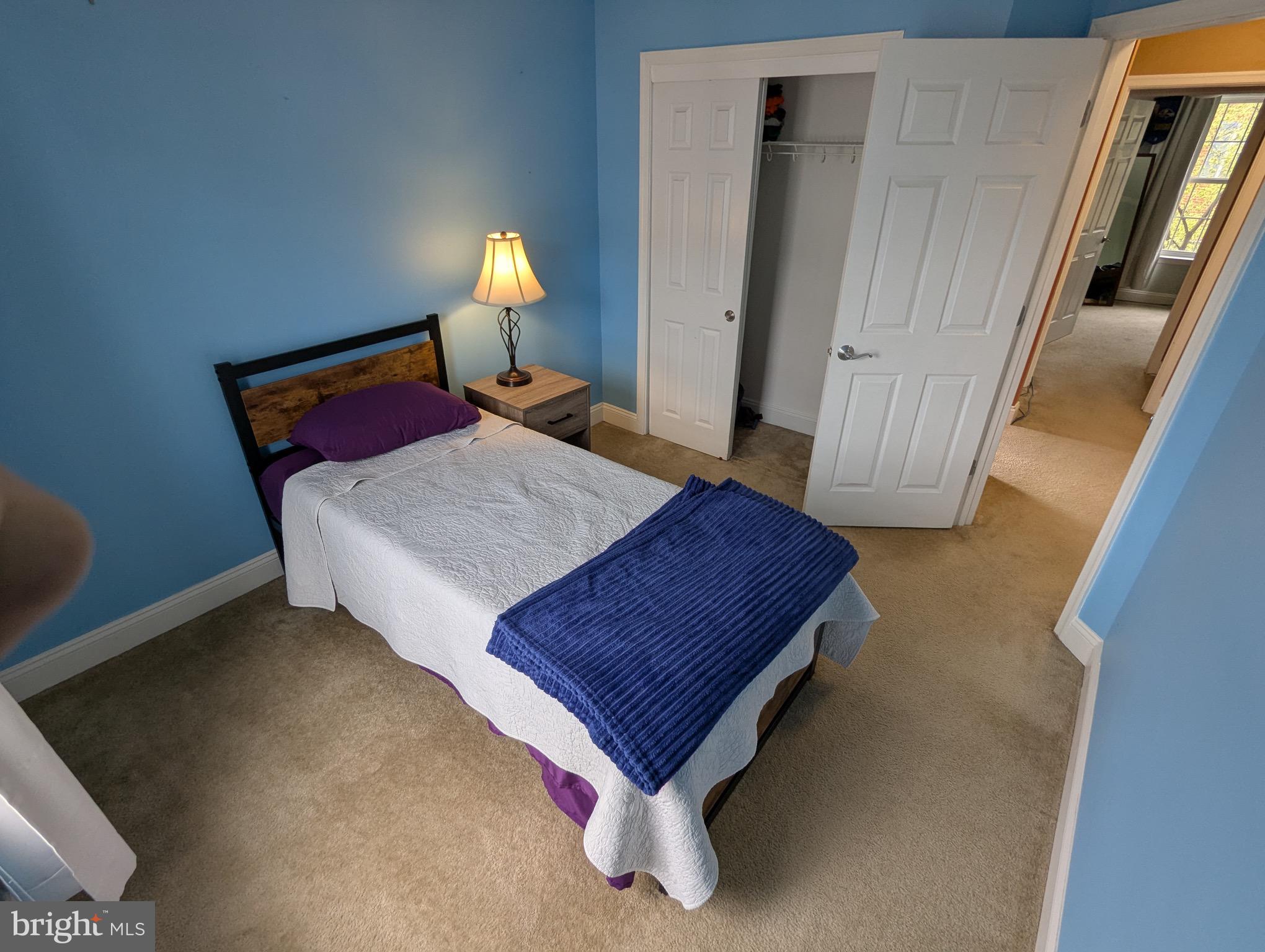 CAMDEN CROSSING - Residential Lease