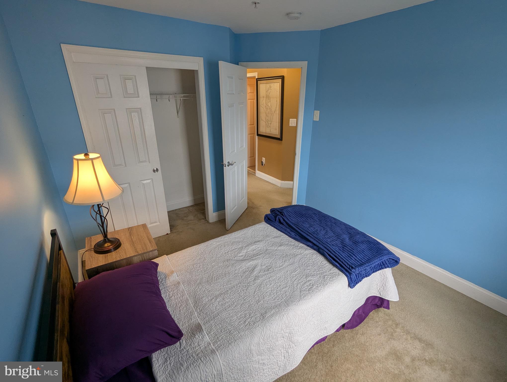 CAMDEN CROSSING - Residential Lease