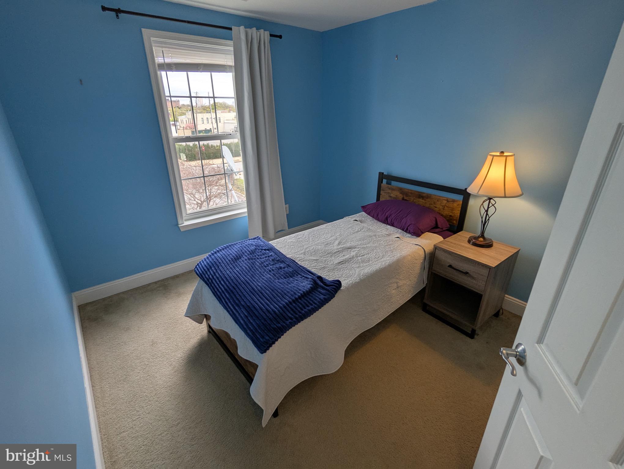 CAMDEN CROSSING - Residential Lease