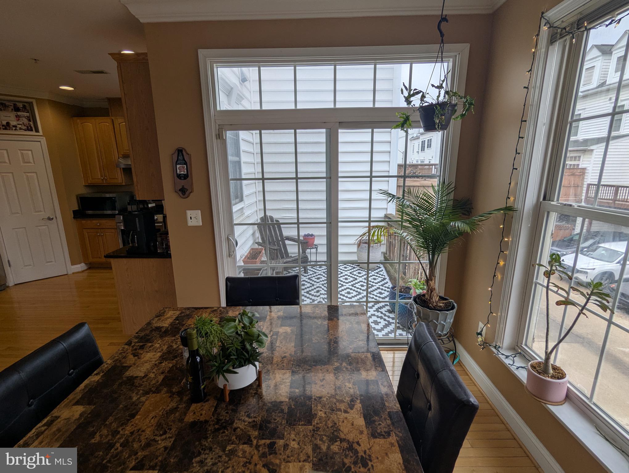 CAMDEN CROSSING - Residential Lease