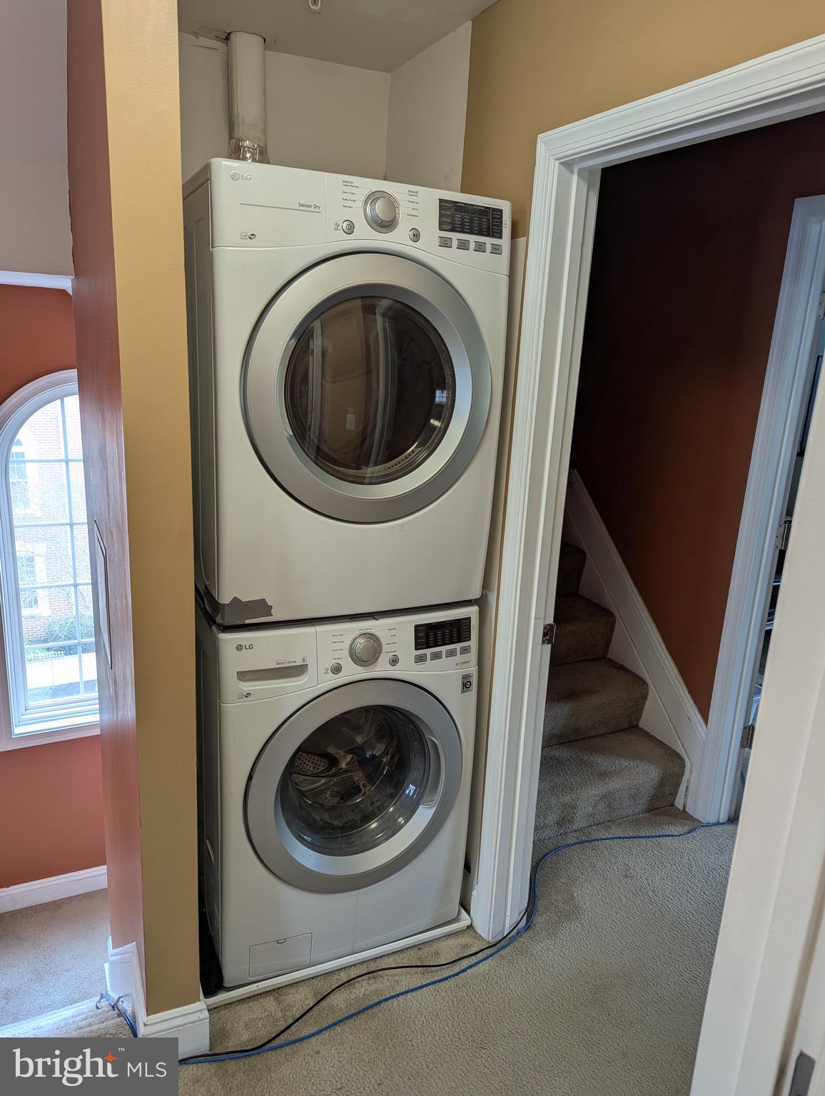 CAMDEN CROSSING - Residential Lease