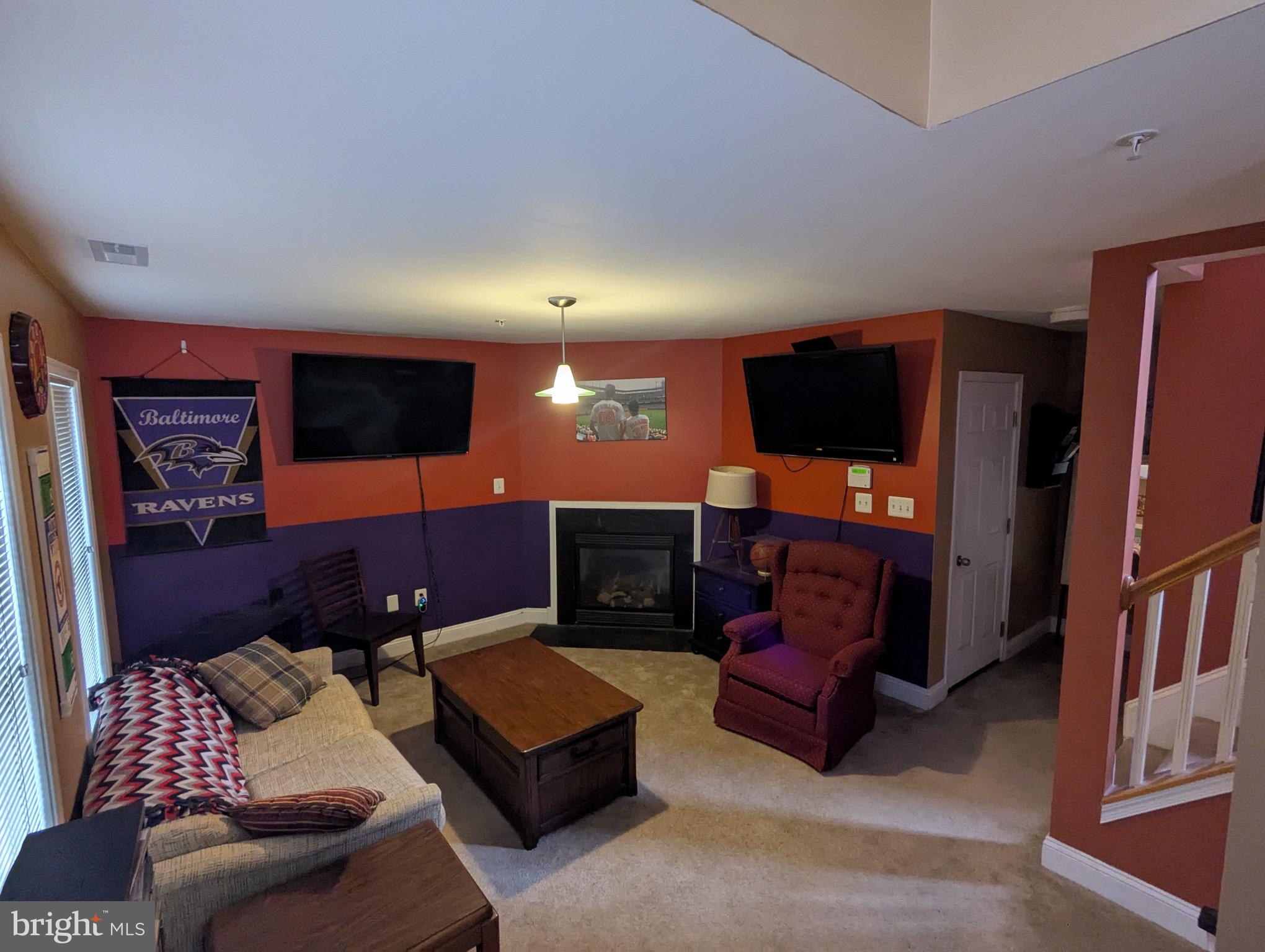 CAMDEN CROSSING - Residential Lease