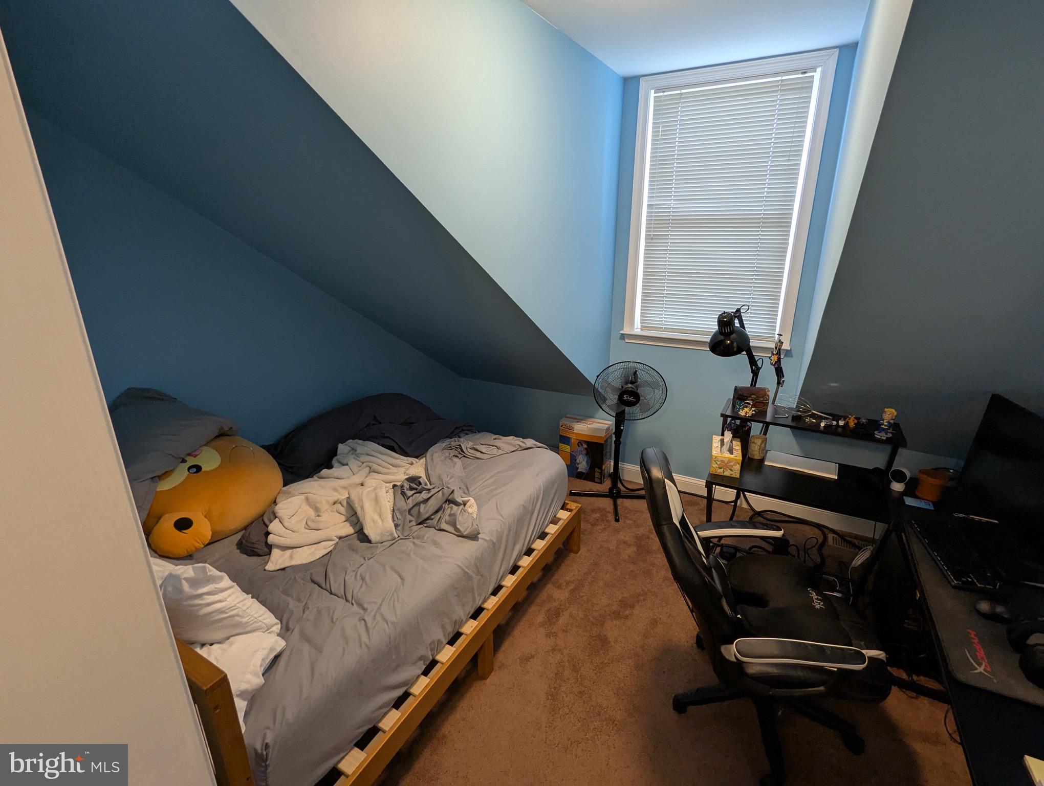 CAMDEN CROSSING - Residential Lease